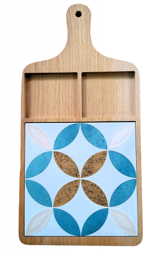 deska drewniana bukowa z dekoracją ceramiczną 43,5x22 E2
